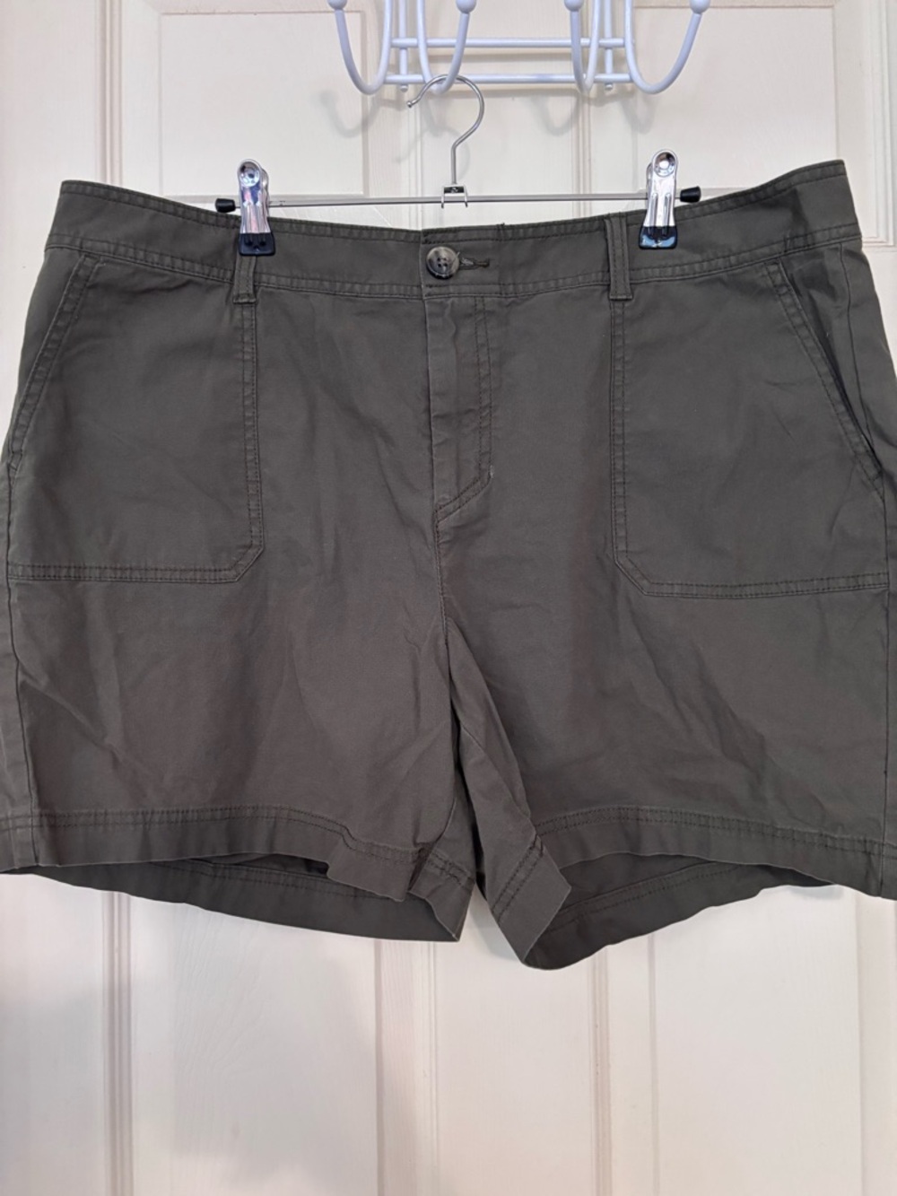 Dockers Olive Green Utility Style Shorts